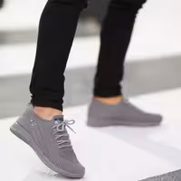 کتانی مردانه اسکیچرز در سایزبندی41الی44وزن فقط400رویه بافت زیره تزریق مستقیمpuسبک راحت