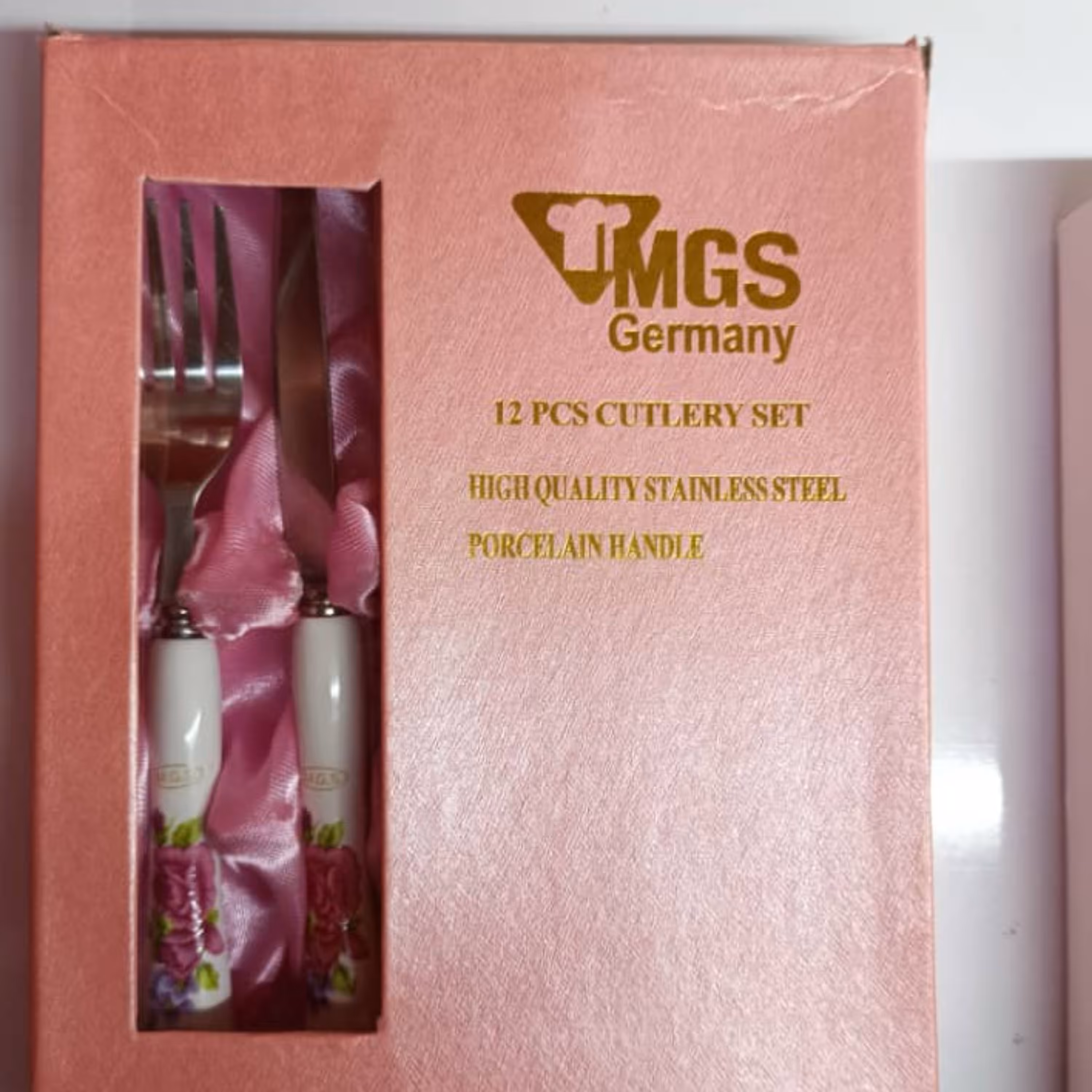 سرویس کارد و چنگال پذیرایی ام جی اس