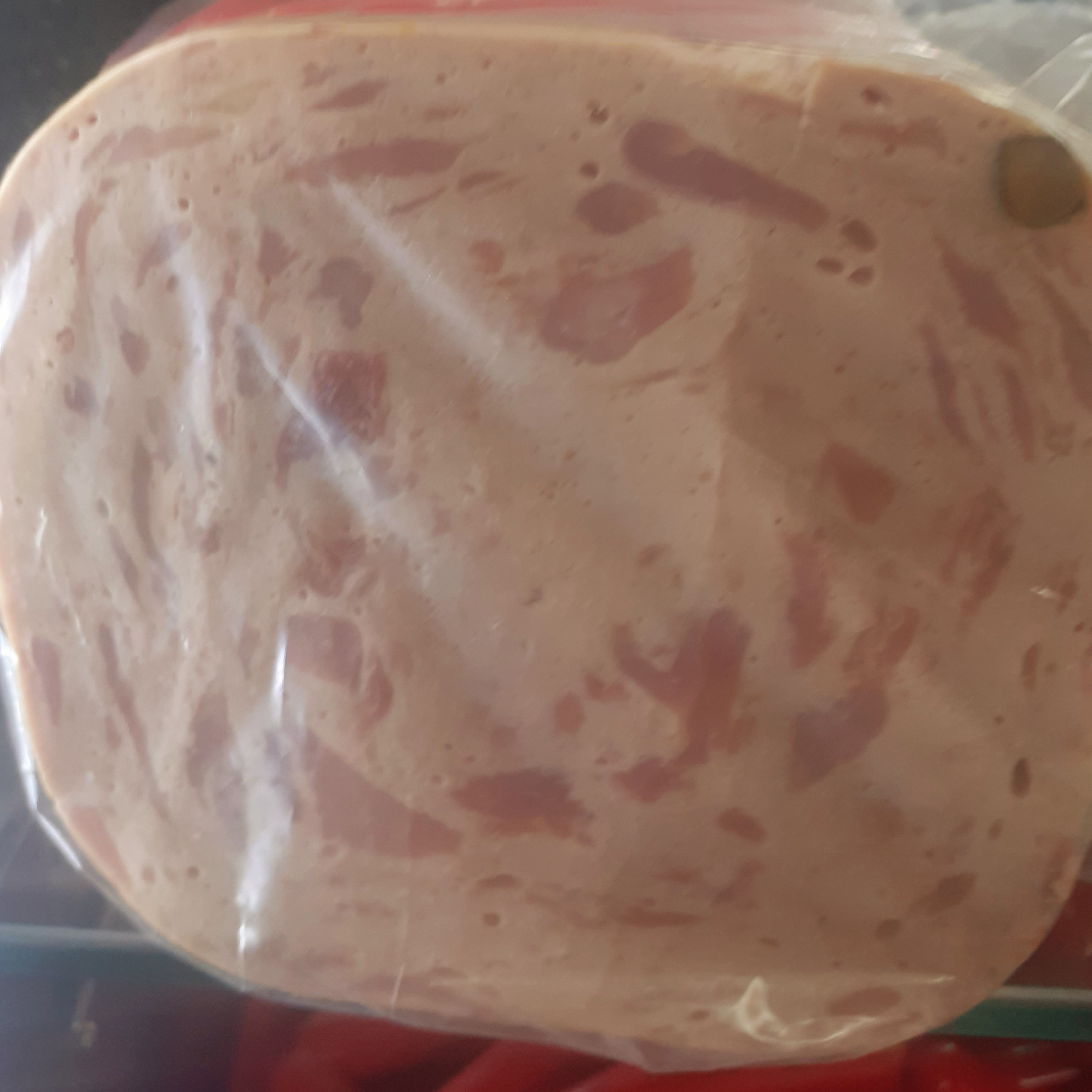 کالباس خشک پرسی پسته دار
