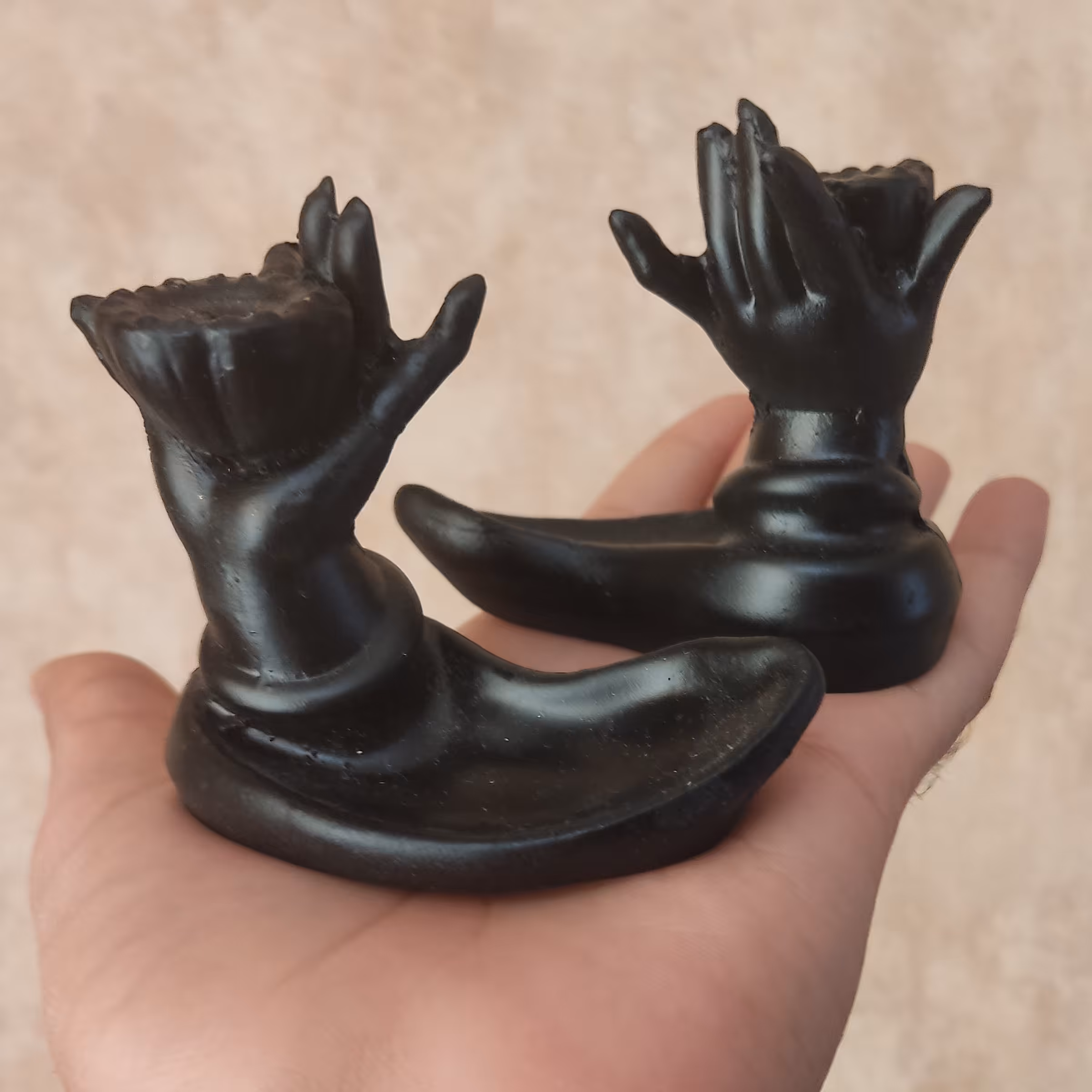 جا عود ابشاری کوچک مناسب زیورآلات مشکی براق  عرض طول 9 سانتی 