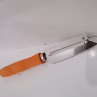 چاقو پوست کن سه کاره