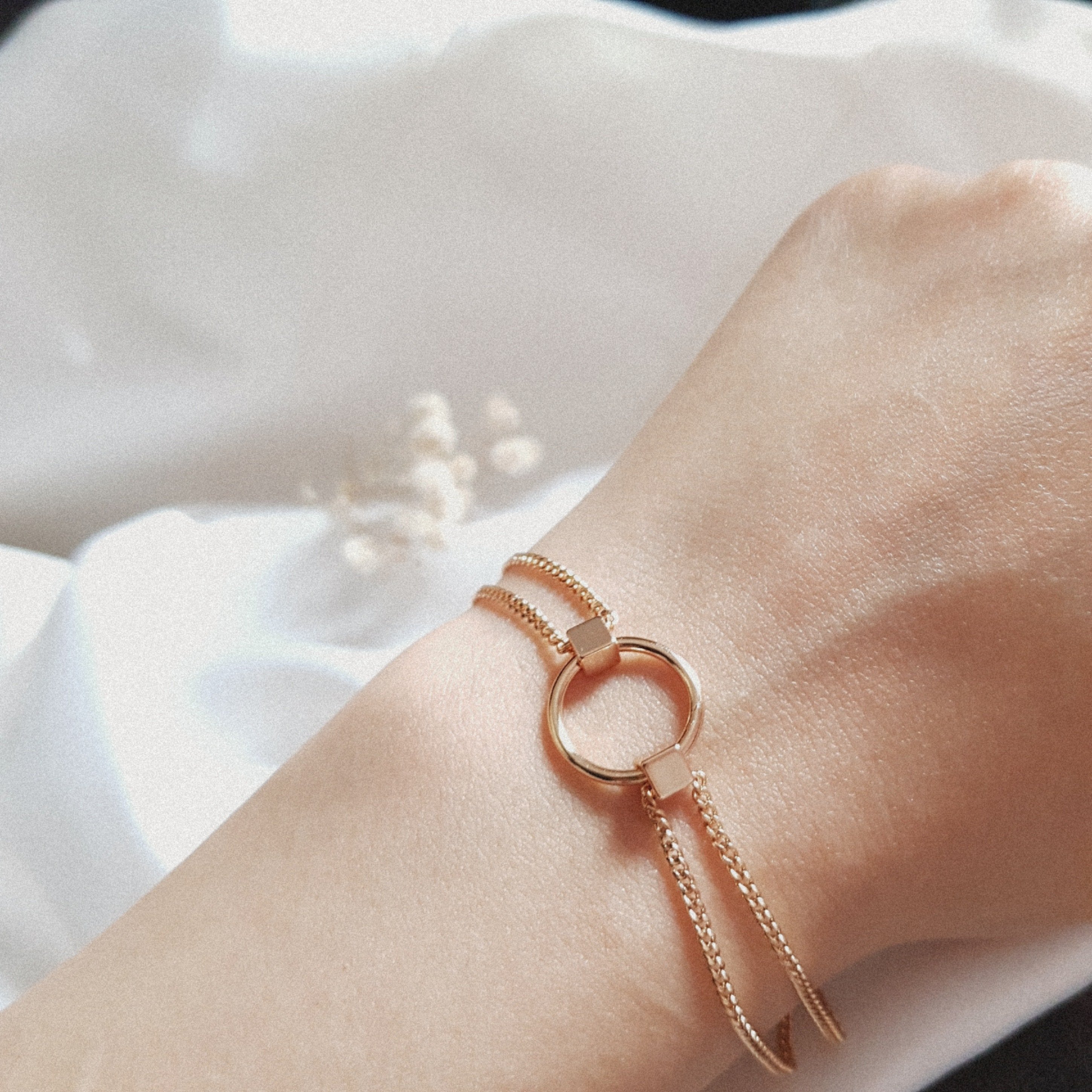 دستبند ژوپینگ اصل طرح مشابه طلا رنگ ثابت 