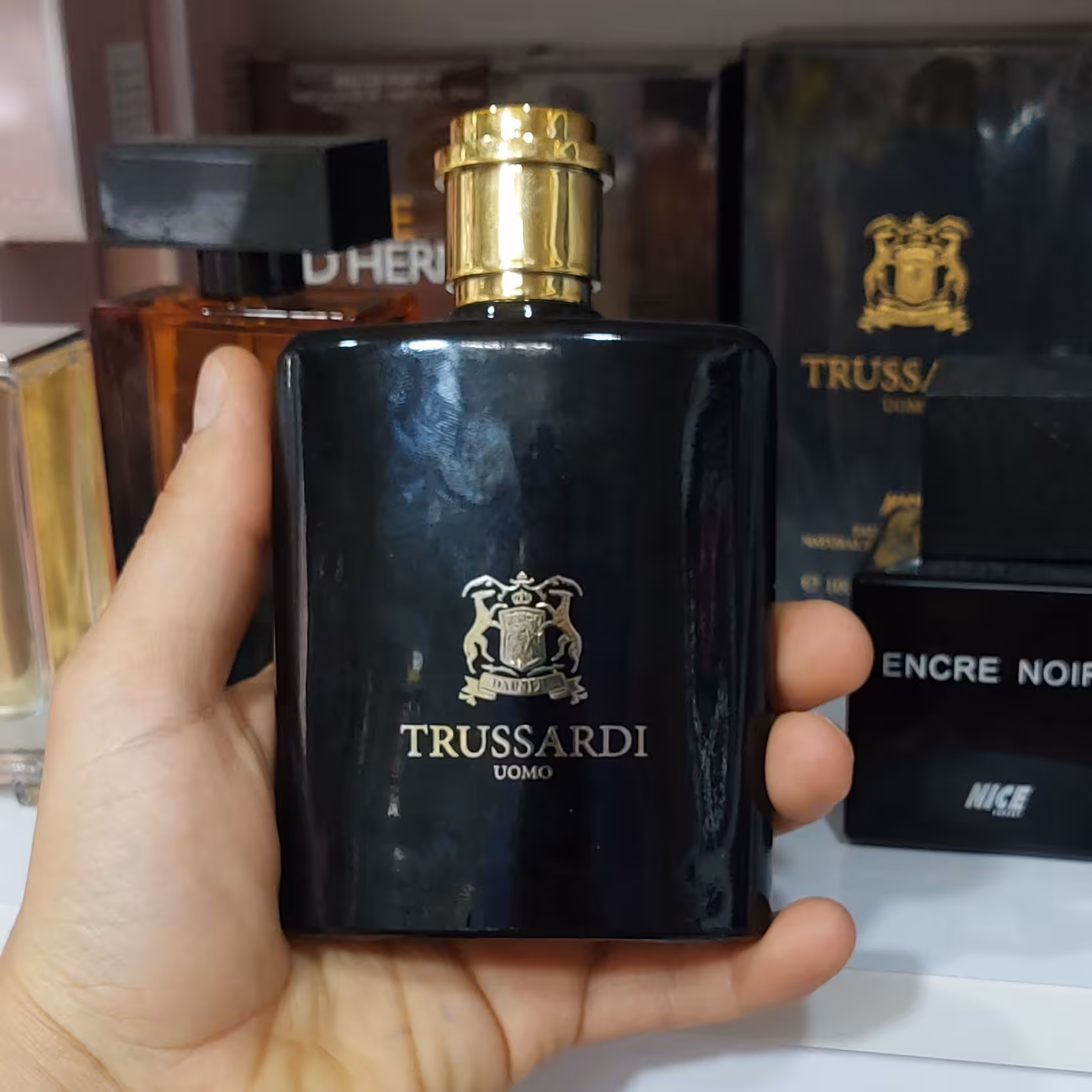 ادکلن  ترازدی اومو  مردانه  100  میل  از شرکت نایس