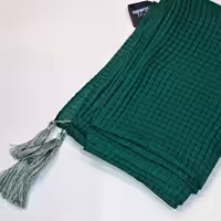 شال وارداتی جنس نخی بسیار خنک رنگبندی مطابق تصویر مناسب برای همه سنین