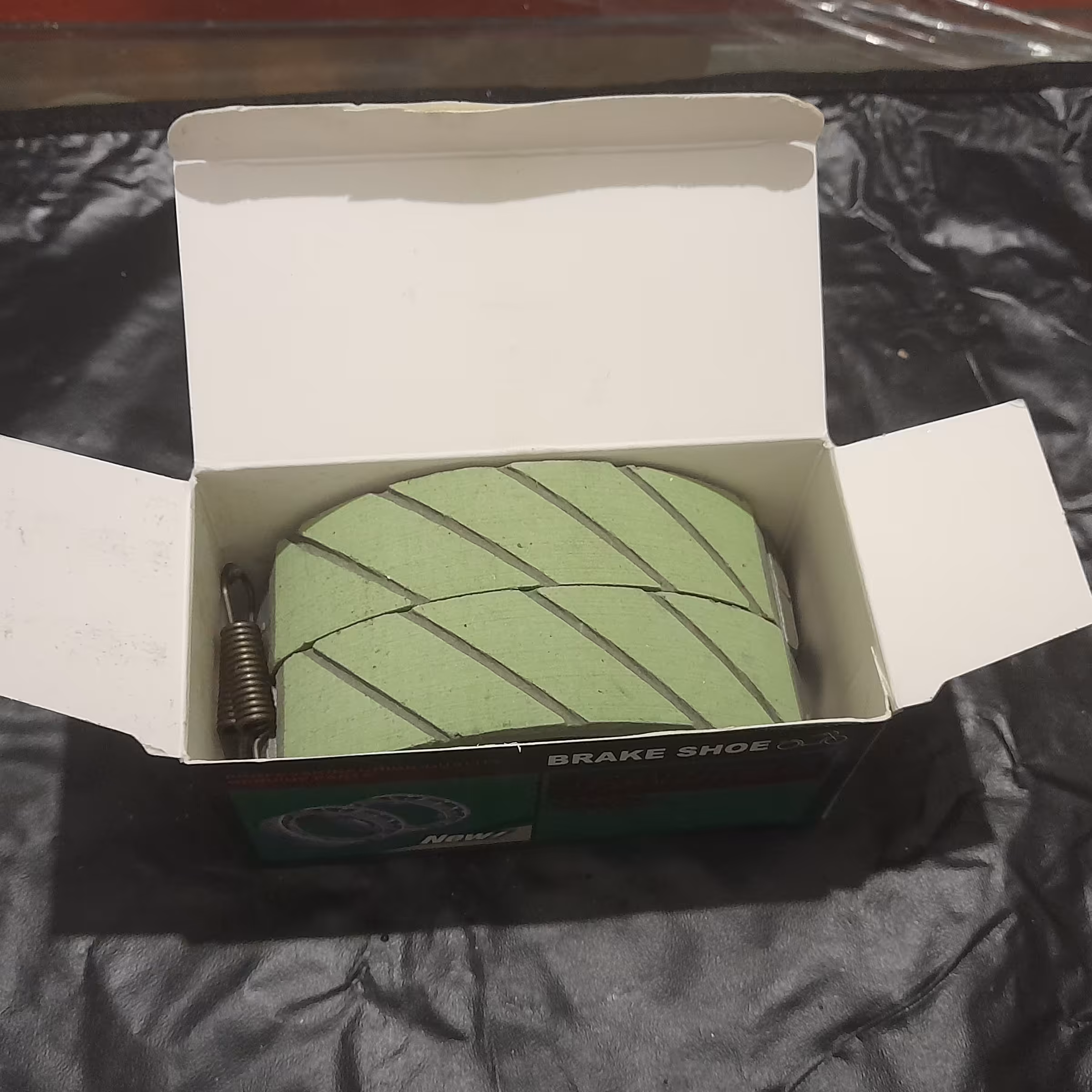 لنت موتور سیکلت هندا 200سی سی  بزرگ مارک فابریک(رینگ اسپرت لنت بزرگ)