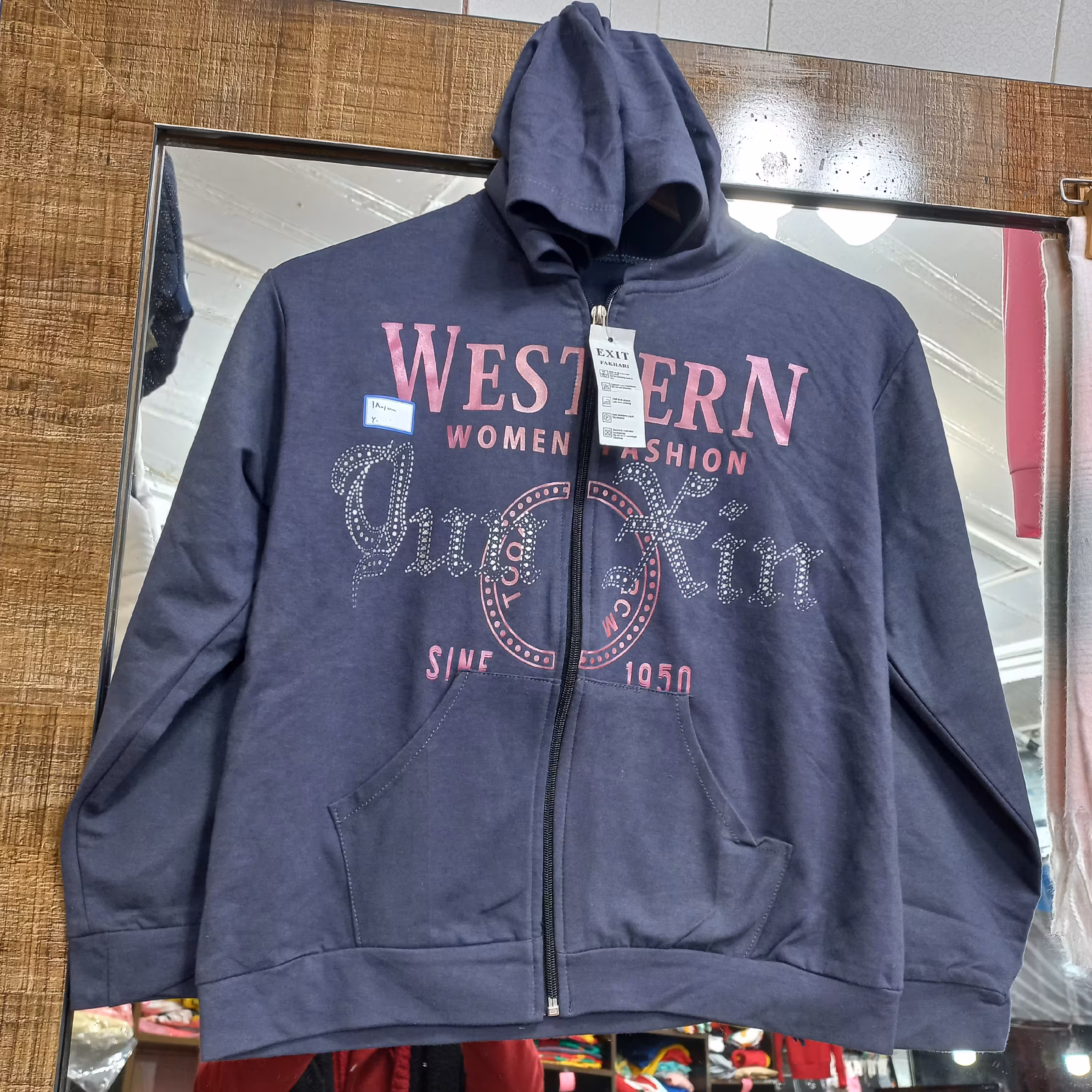 سوییشرت دخترانه پسرانه سایز 55و50و60 و65سوییشرت کراپ  در 5 رنگ سرمه ای دودی خاکستری تیره خردلی قد 55پهنا45استین46