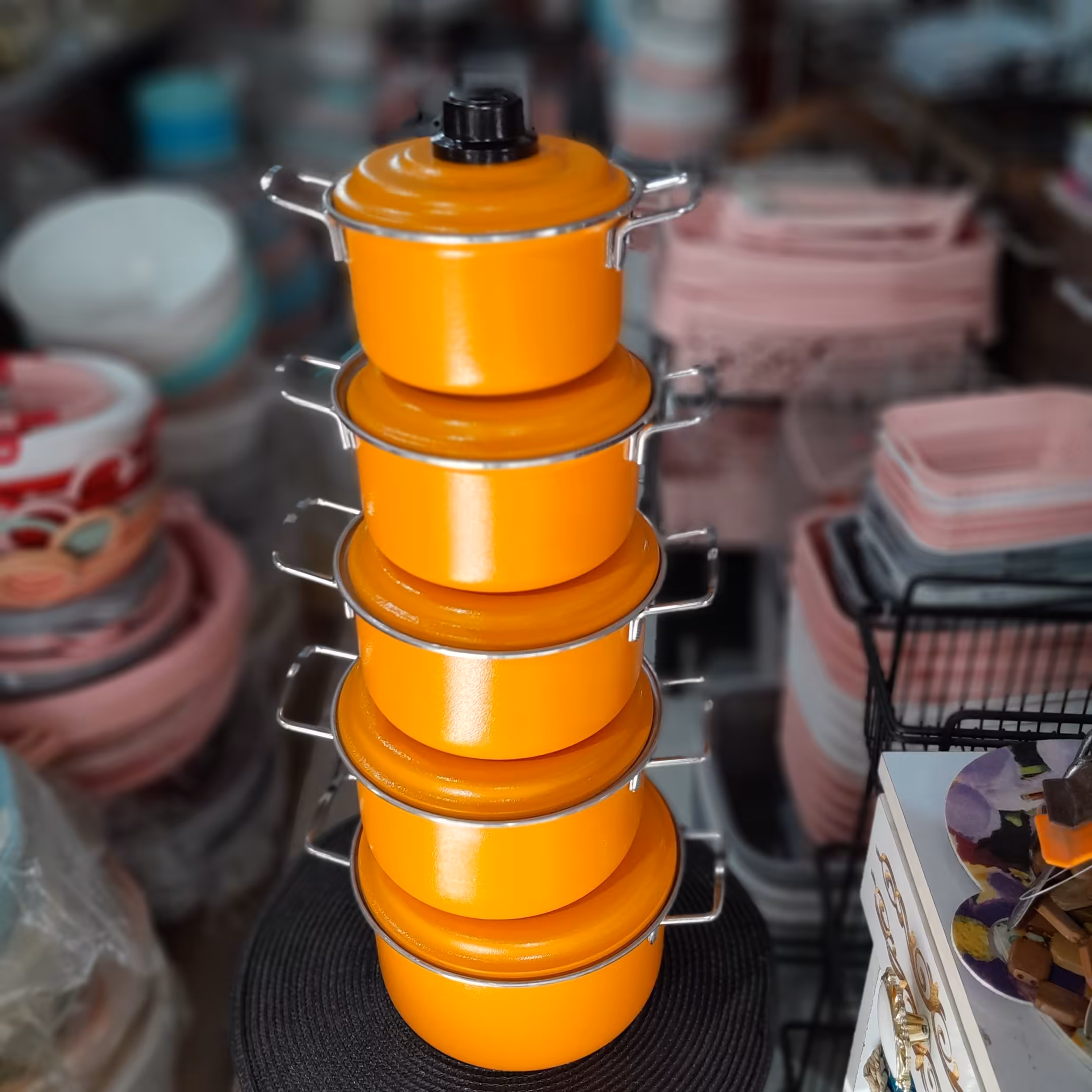 سرویس قابلمه 5تیکه روحی  رنگی 