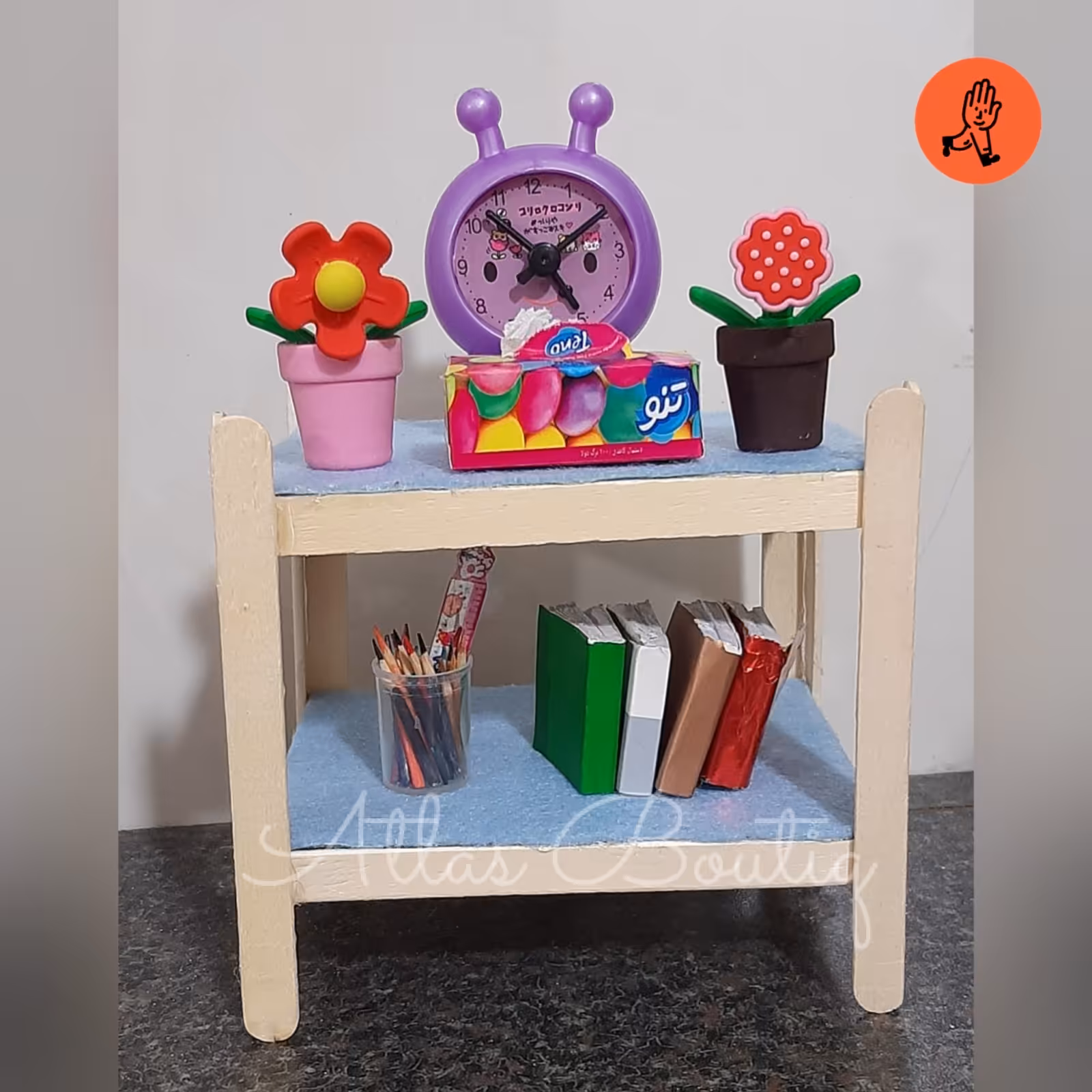 ماکت صندلی چوبی ماکت استند مینیاتوری