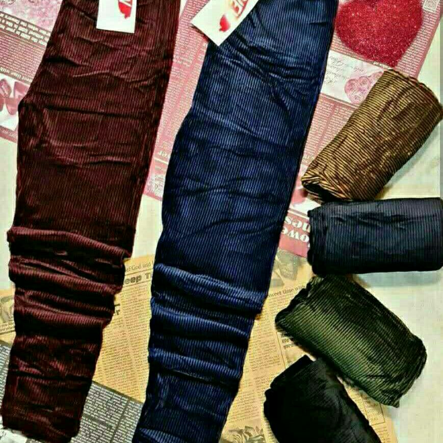 شلوار مخمل طرح کبریتی زنانه🥳🥳 سایزبندی:38 تا50 رنگ بندی:مشکی،سورمه ای،زرشکی،قهوه ای پررنگ و قهوه ای شتری