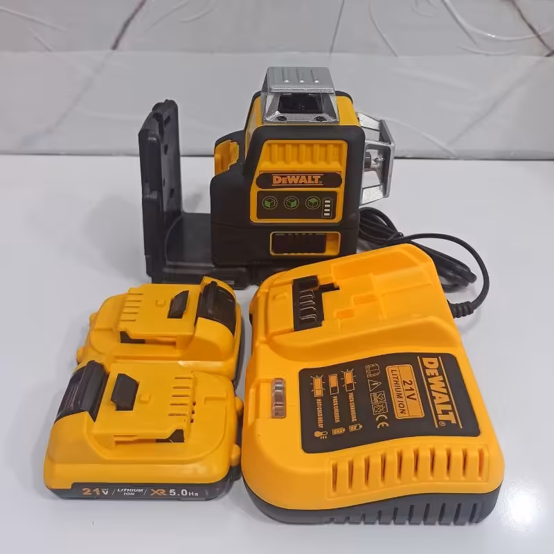 تراز لیزری سه بعدی طرح دیوالت 