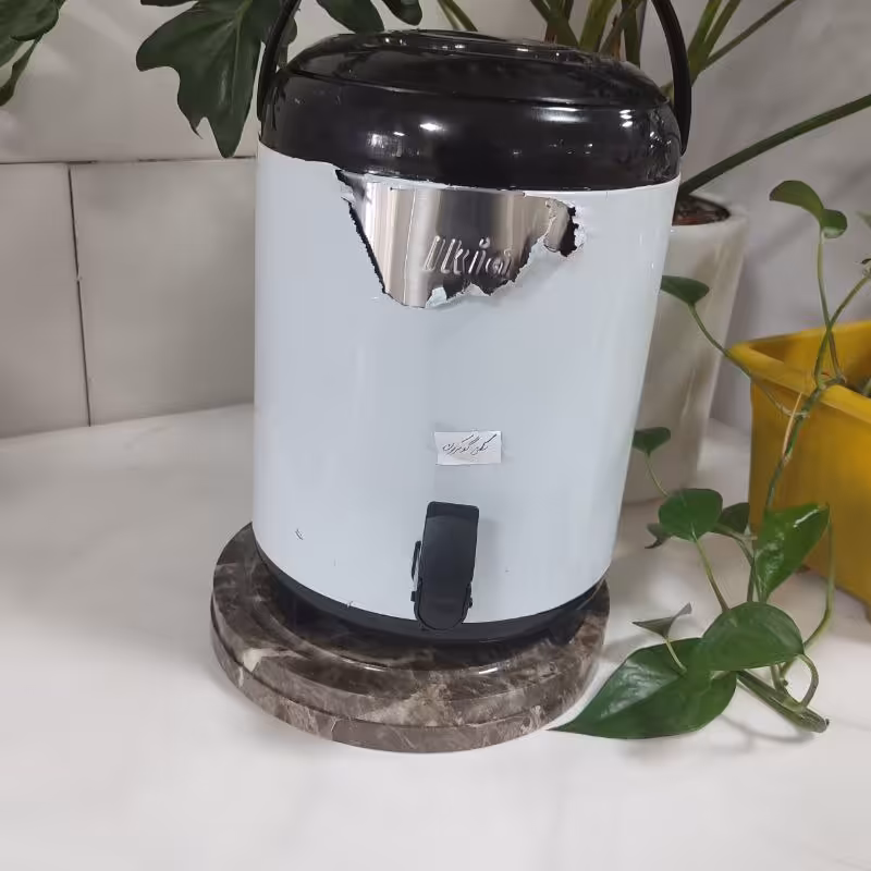 کلمن 10لیتری یونیکرون بدنه استیل ضد زنگ پایدار درب پیچ مقاوم و باکیفیت 