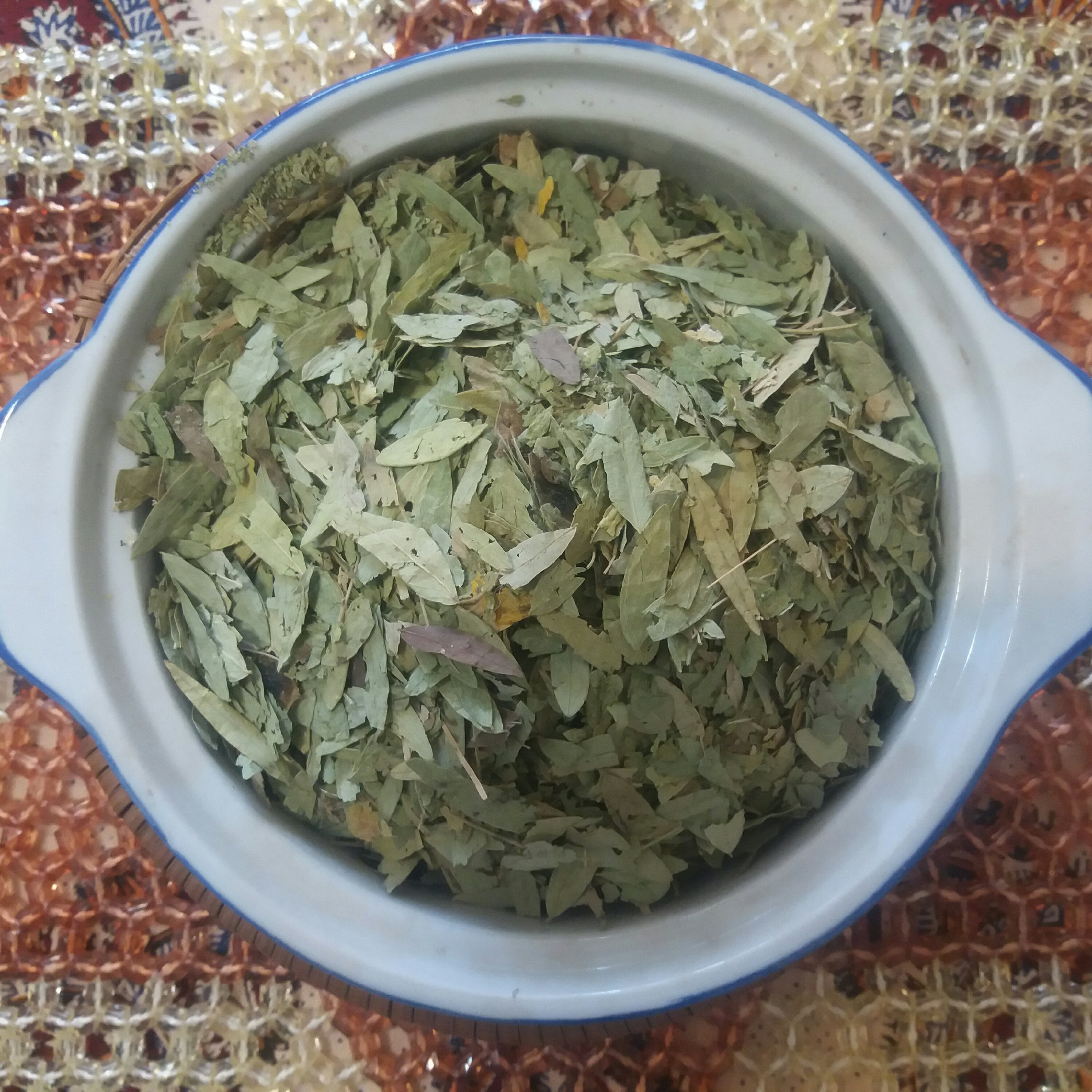 سنا مکی اصل عربستان( بسته های 100 گرمی )