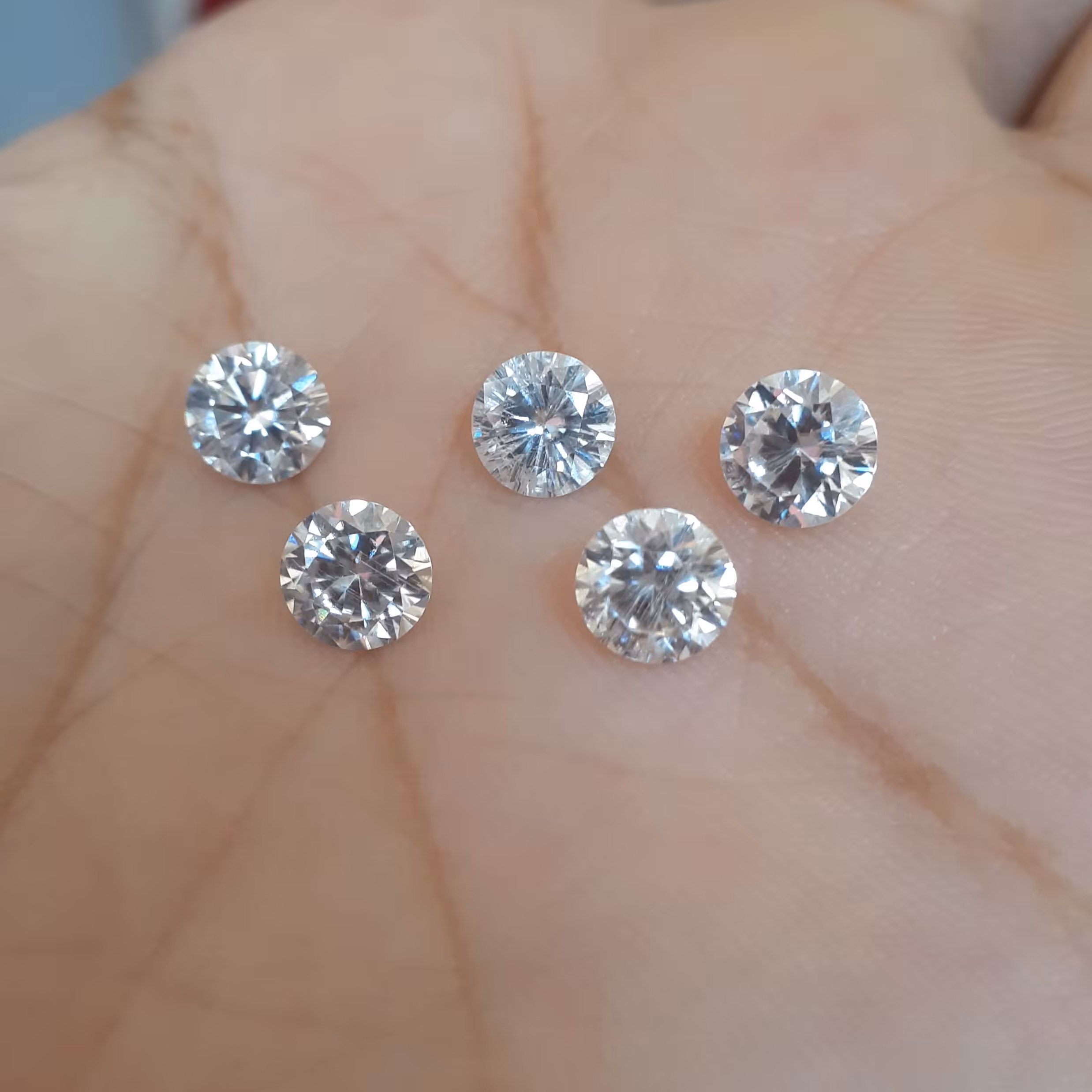 موزانایت روسی یک قیراطی 5عدد باهم سختی10 ارسال رایگان درجه یک نگین