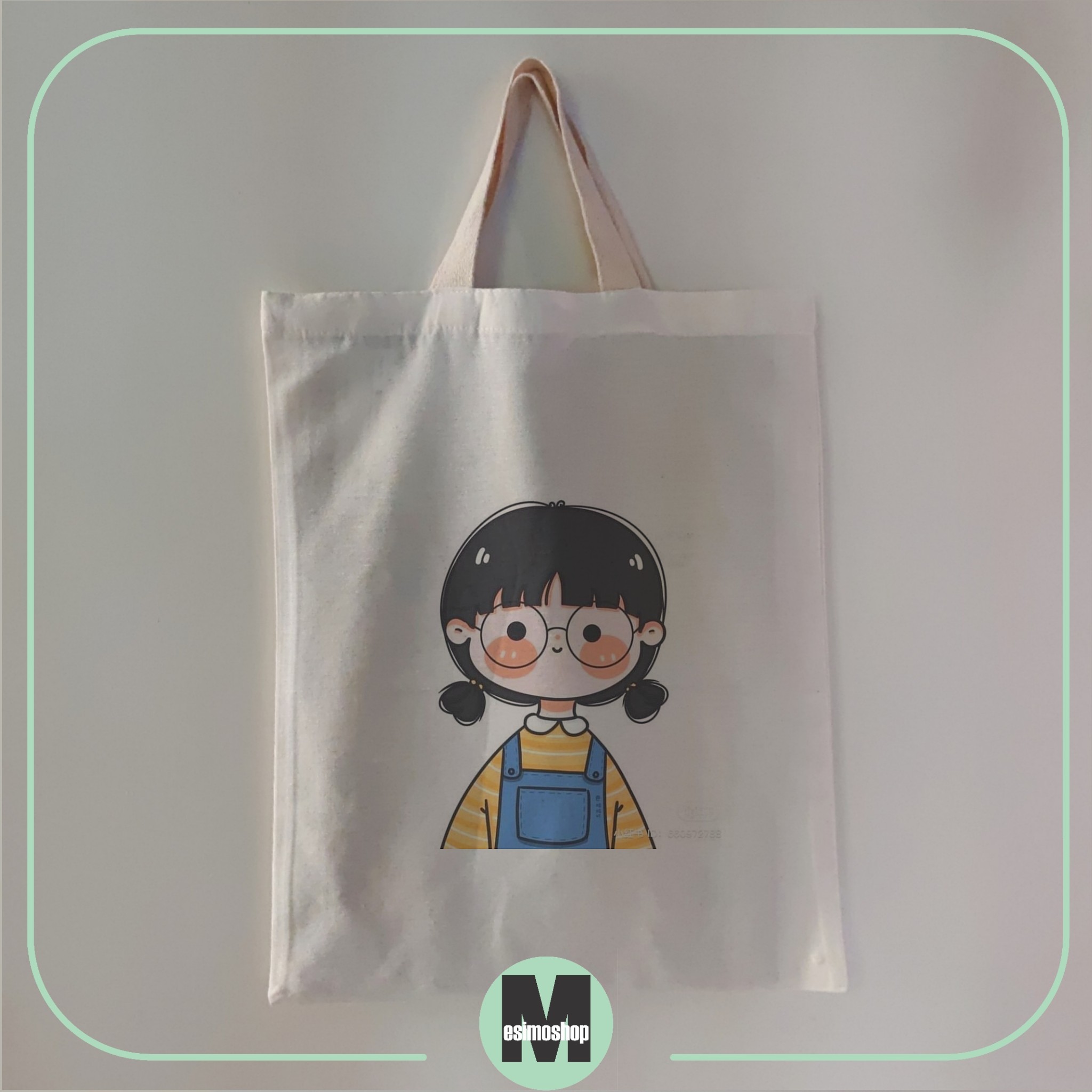 ساک دستی پارچه ای طرح دختر عینکی ، توت بگ چاپ شده ، جنس متقال ، سایز 42 در 34 سانت 