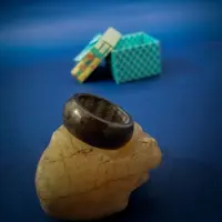 حلقه سنگی دست ساز پولیش آینه از سنگ مرمریت پرشین مشکی دارک