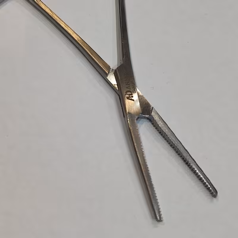 پنس هموستات 18 سانت راست استیل ازگروه ابزارجراحی