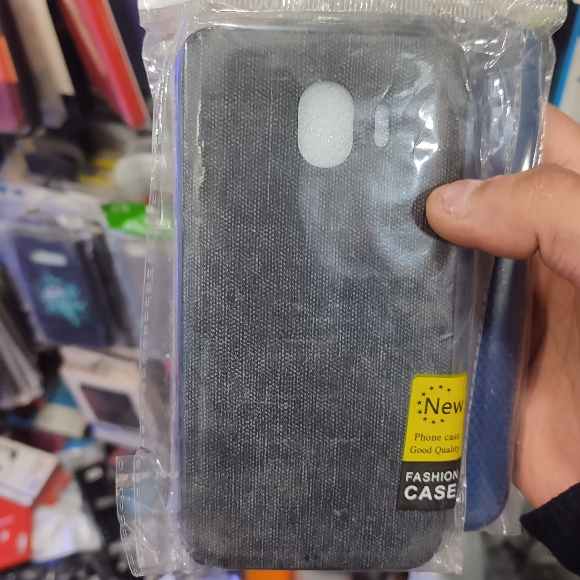 گارد  SAMSUNG J4 هفده