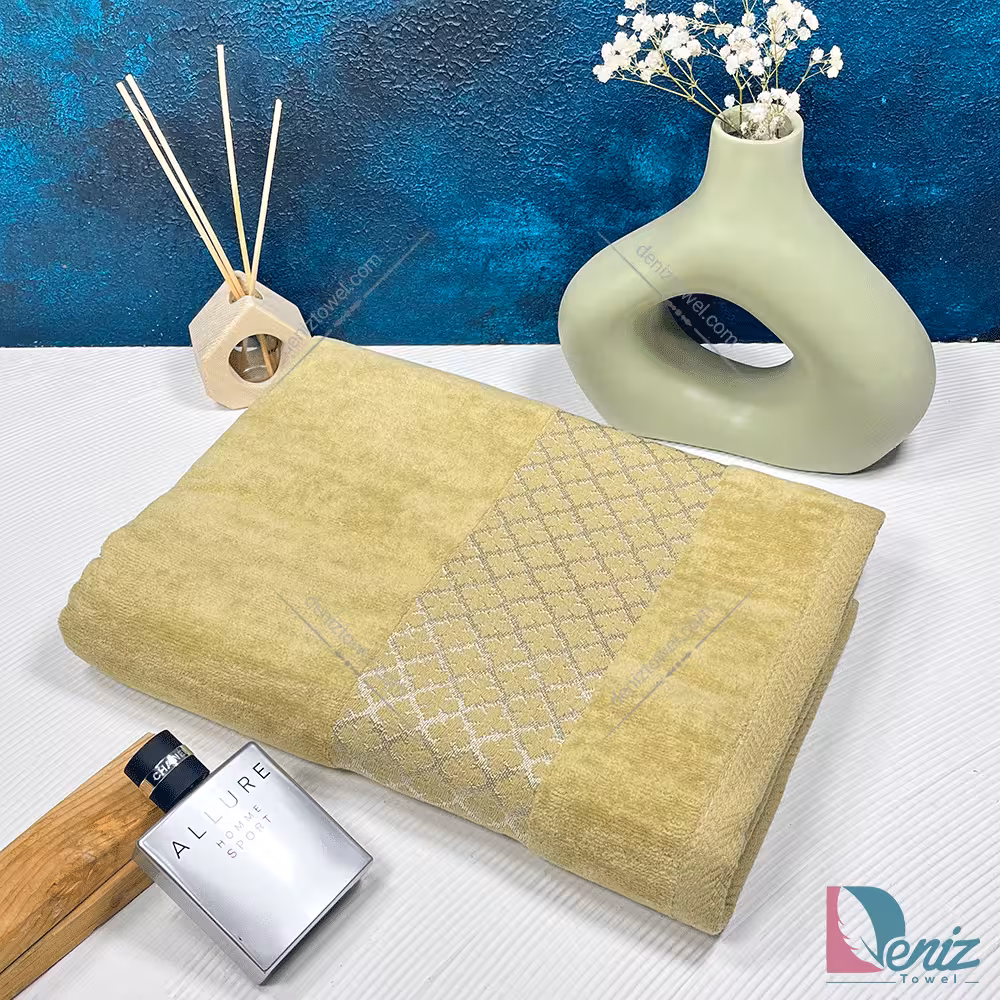 حوله استخری طرح ریچموند رنگ زیتونی روشن