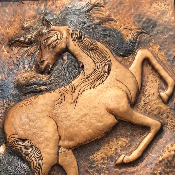 قلم زنی روی مسبرنج وورشو و ظروف قدیمی 