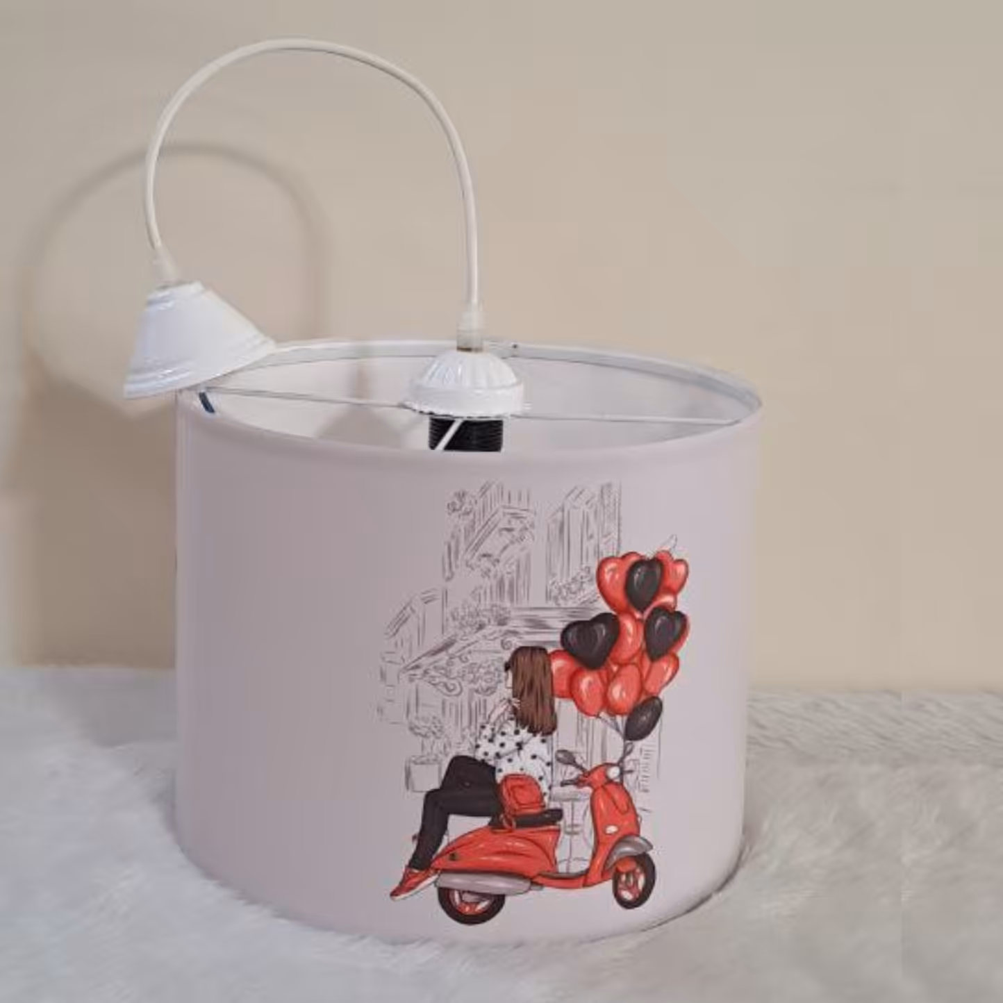 لوستر  اتاق خواب طرح دخترک موتور سوار