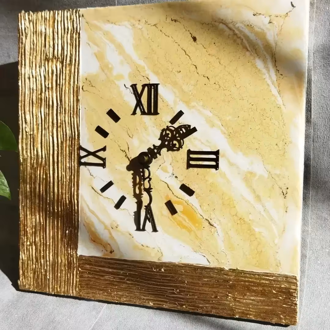 ساعت رزینی مدرن