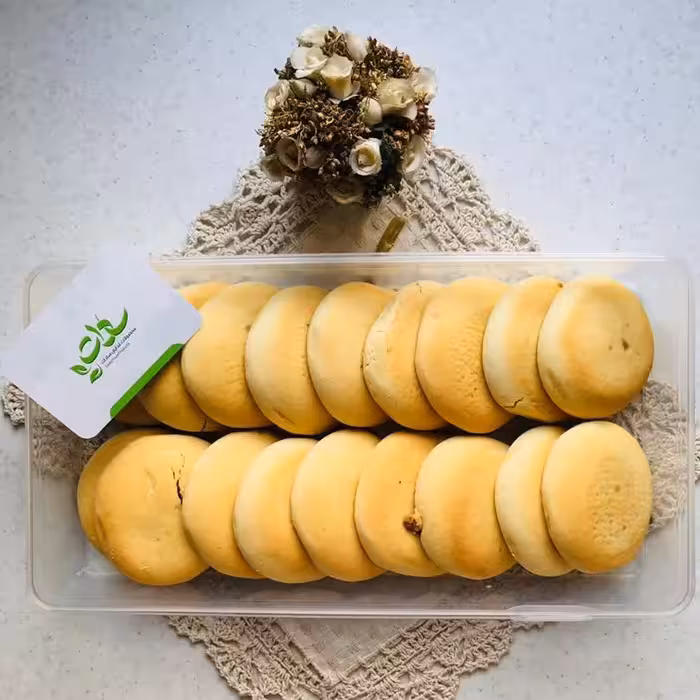 کلوچه سنتی کرمان نرم و تازه (نارگیلی)