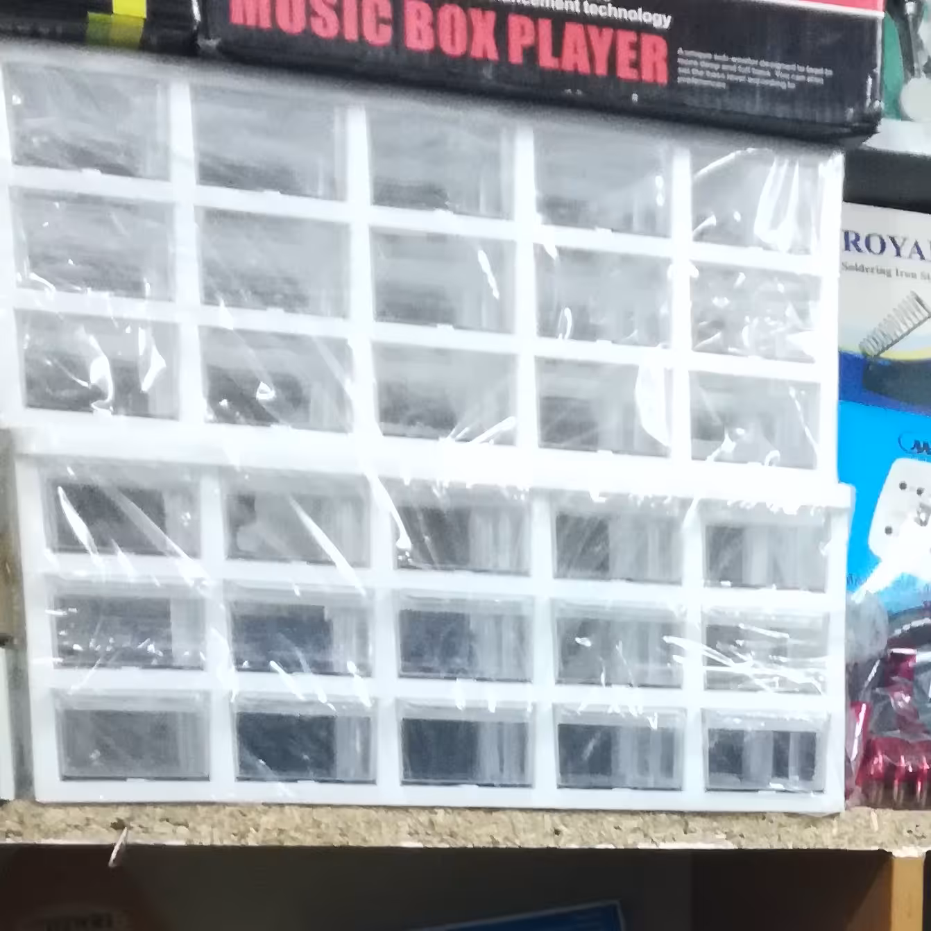 جعبه تقسیم قطعات 15خانه