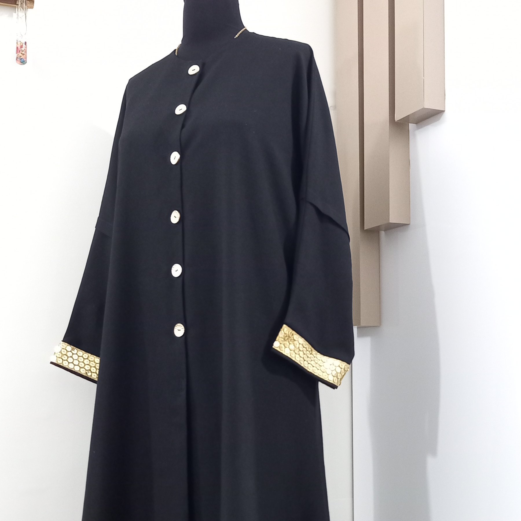 مانتو گوشه دار