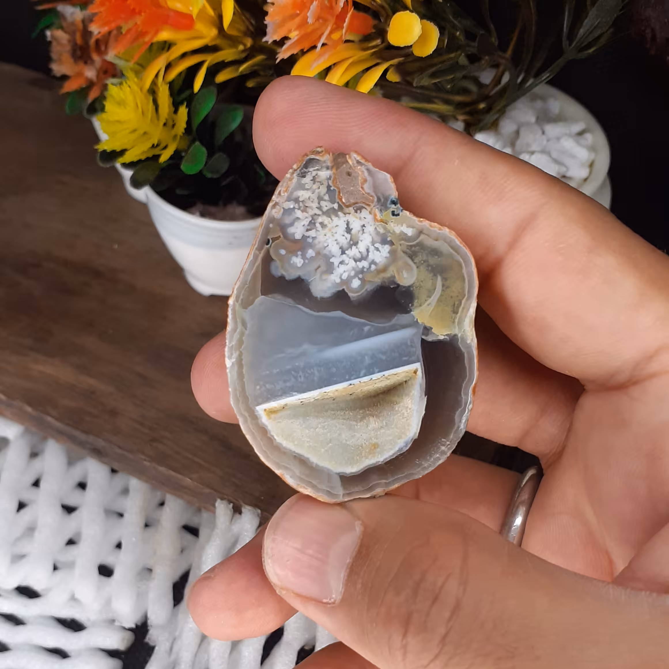 سنگ راف کلکسیونی عقیق طرح لبخند 