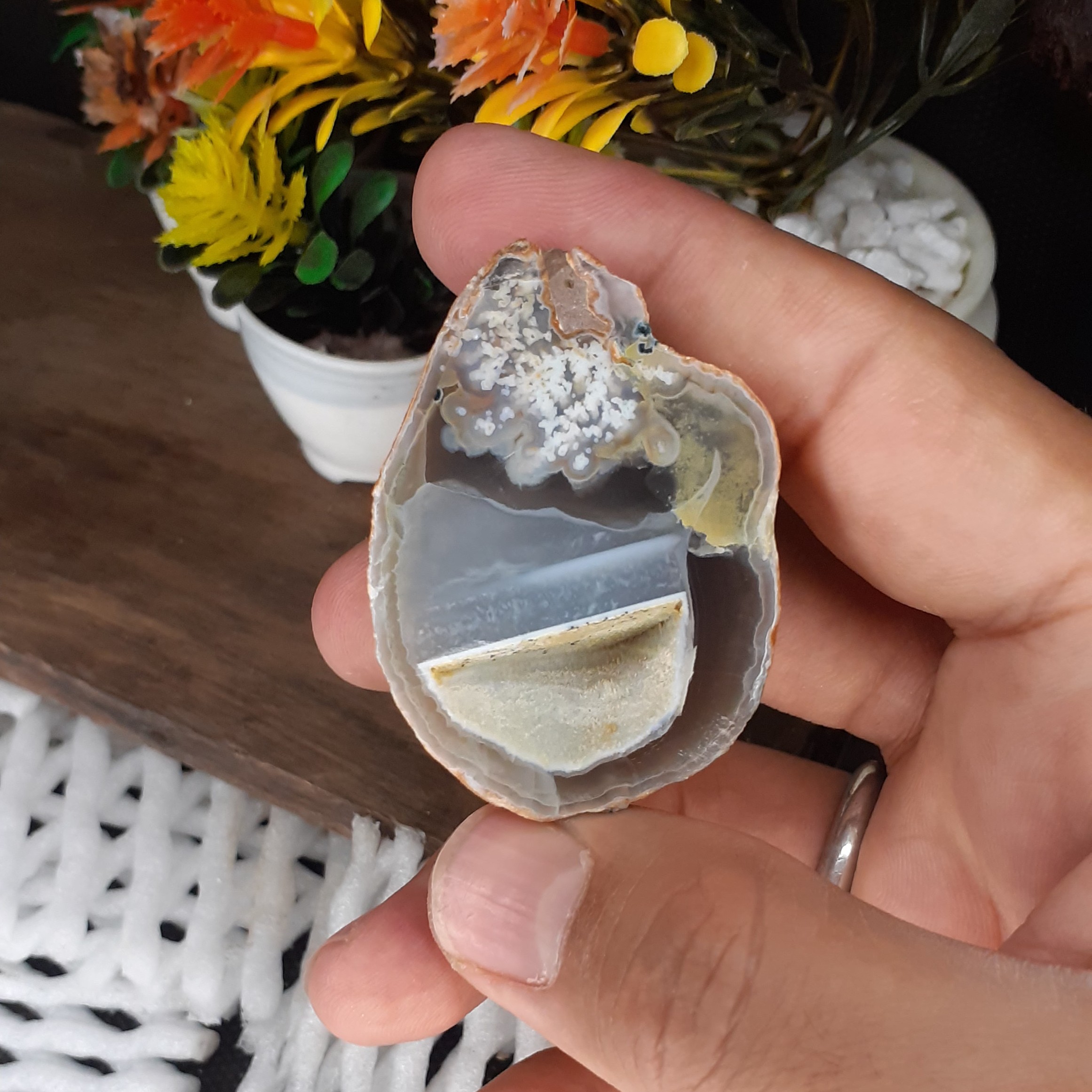 سنگ راف کلکسیونی عقیق طرح لبخند 