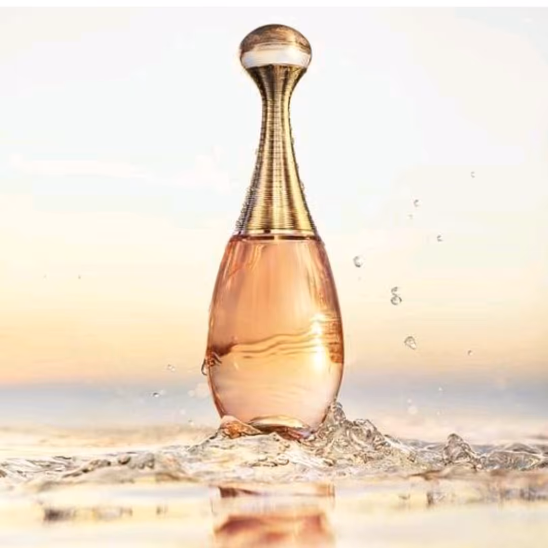 عطر  دیور ژادور   خالص درجه یک  (قیمت به ازای هر گرم عطر خالص میباشد..حداقل خرید 4 گرم)