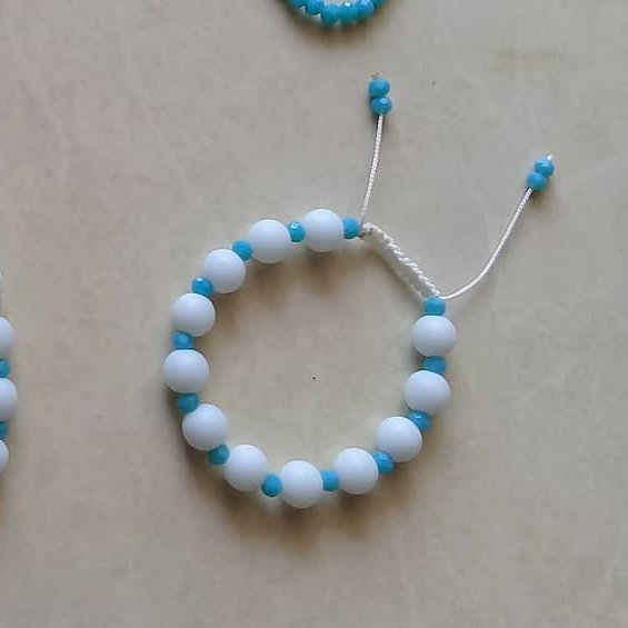 دستبند اونیکس سفید مات