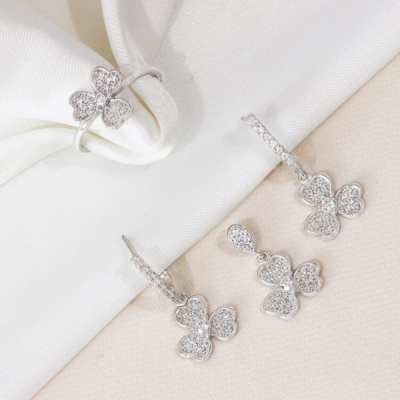 نیم ست نقره طرح گل لاله سه پر گلبرگ قلبی شکل کد 1669