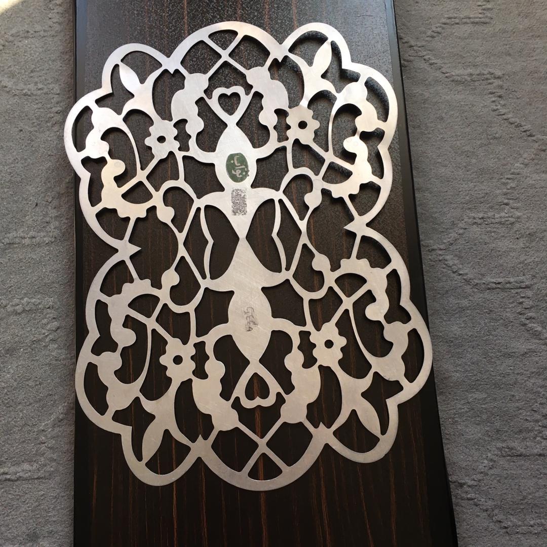 برای کا روی چارچه 
