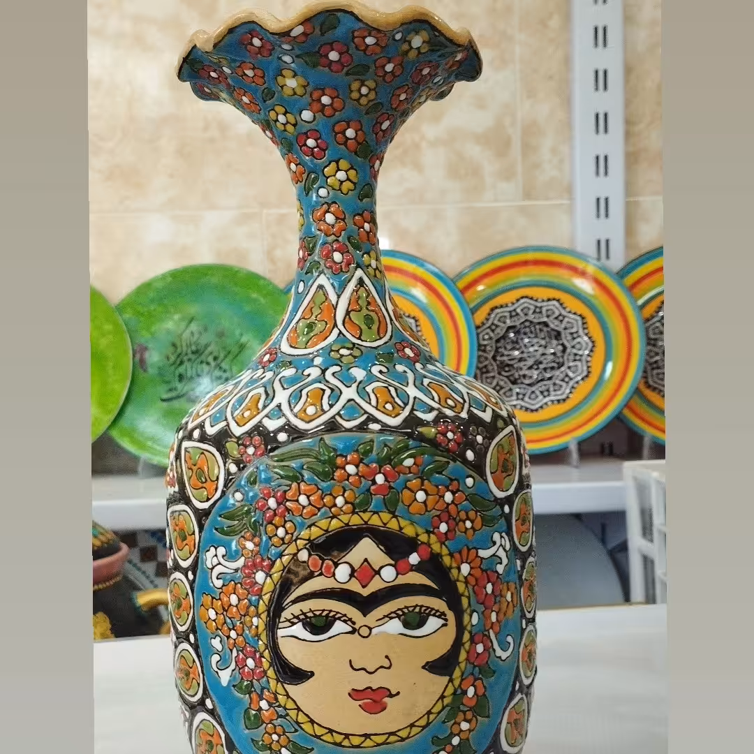 گلدون های سفالی30سانتی باتکنیک زیبای میناکاری روی سفال