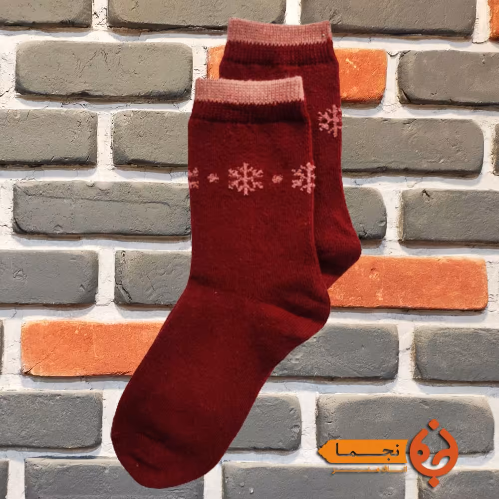 جوراب پشمی گرم طرح برف رنگ زرشکی  کد KB02  مناسب پاییز و زمستان