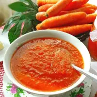 مربای هویج باشیره خرما وزعفران پخته شده