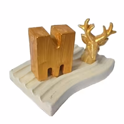 استند حرف انگلیسی M