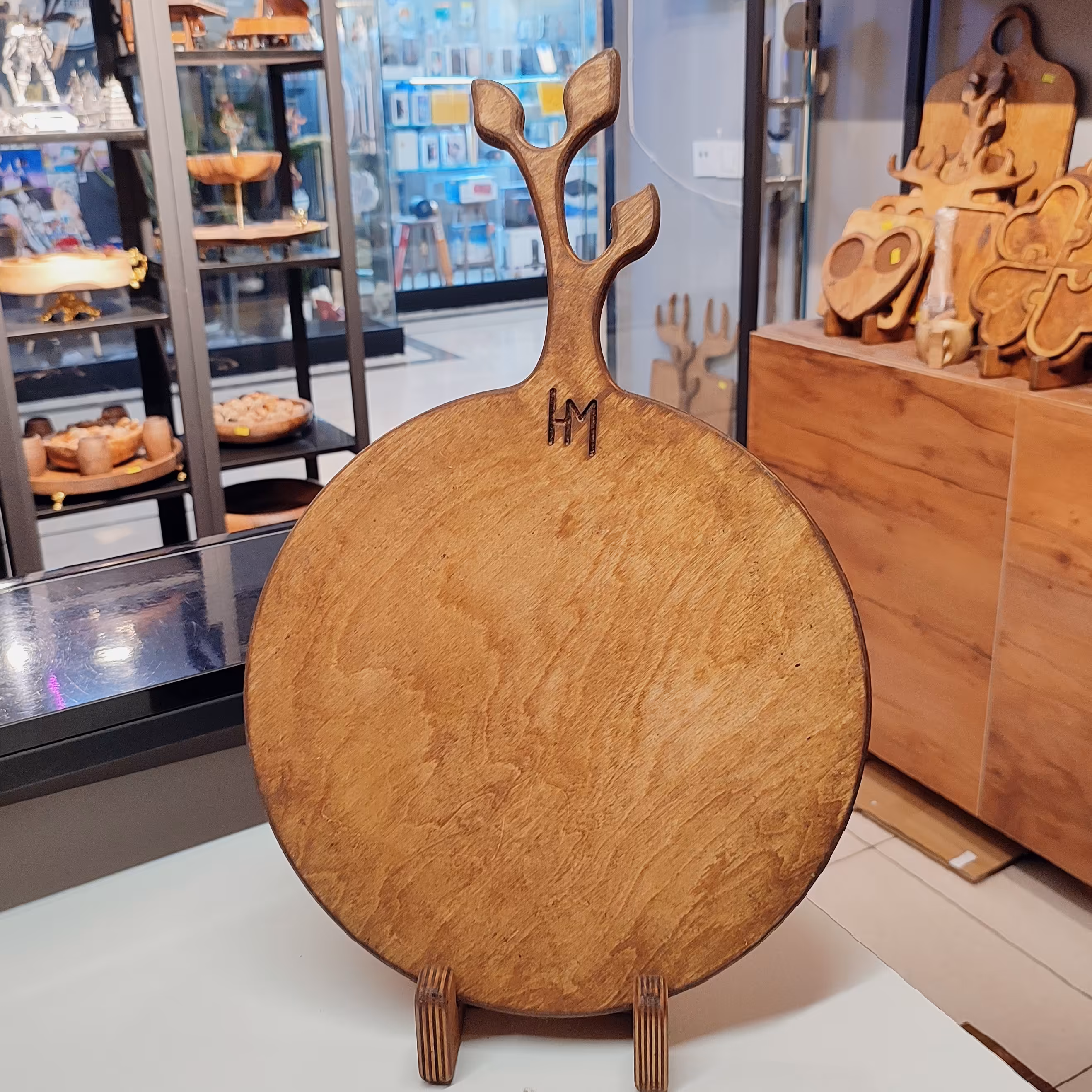 تخته سرو مدل گرد گلبرگی سایز 29سانت قابل شستشو فوق العاده با کیفیت 