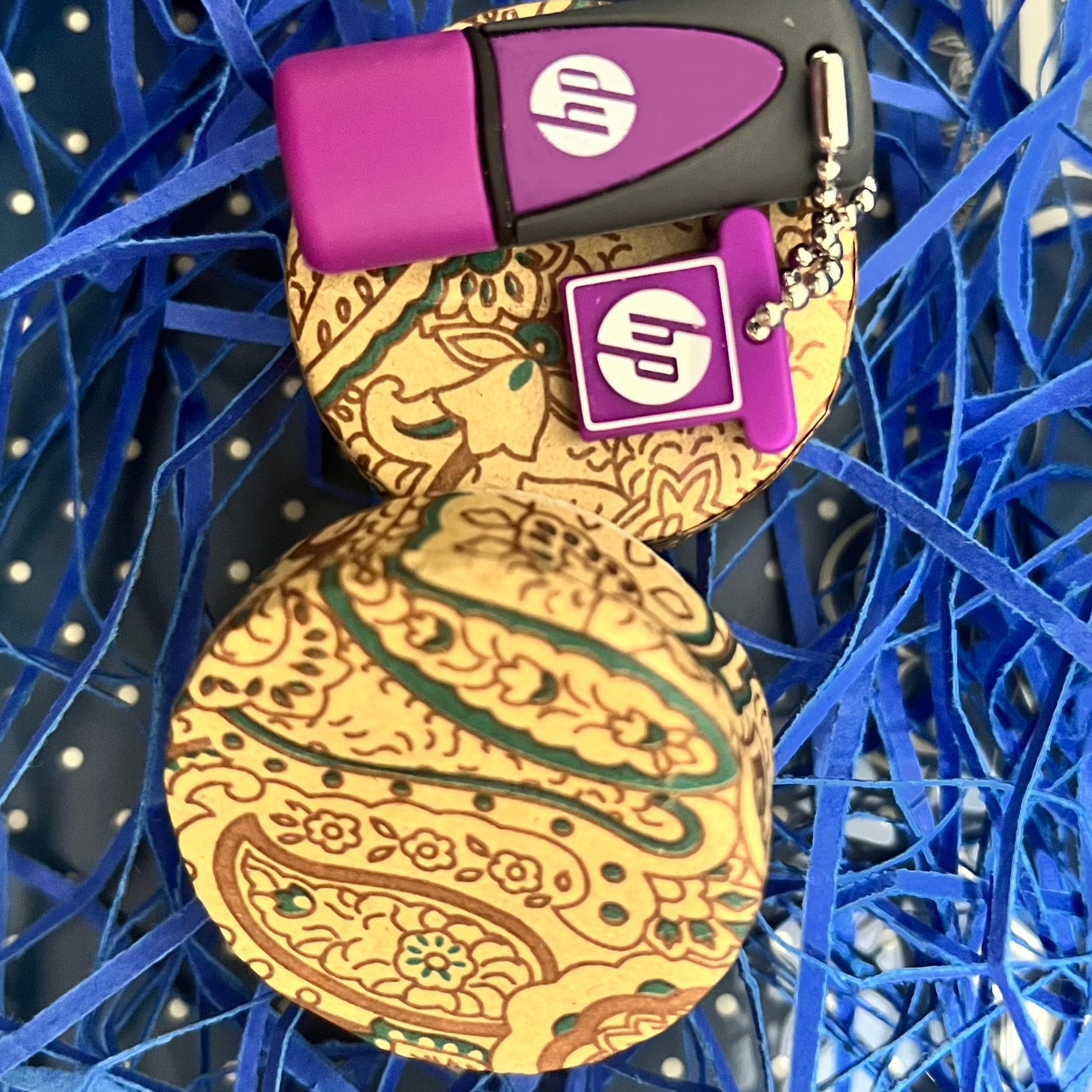 فلش مموری اچ پی 32 گیگ مدل 245 صورتی