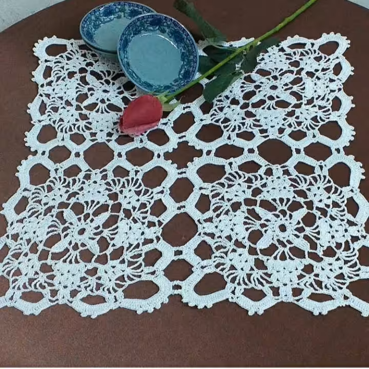 رومیزی عسلی چهار گوش موتیف بافت