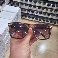 عینک آفتابی اسپرت دیوید بکهام رنگ پلنگی ارسال رایگان 