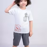 تیشرت و شلوارک 