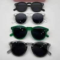 عینک آفتابی زنانه ومردانه مارک دیور( در رنگ های متنوع)