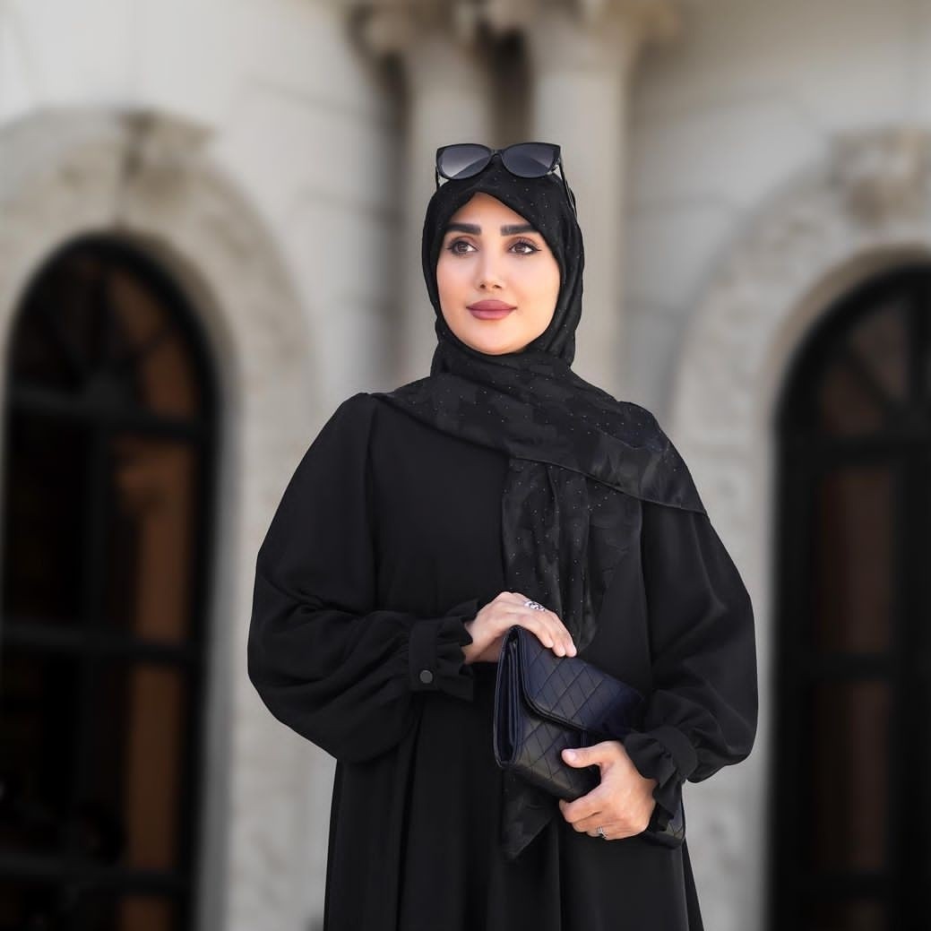 عبا طرح رها ابر و بادی