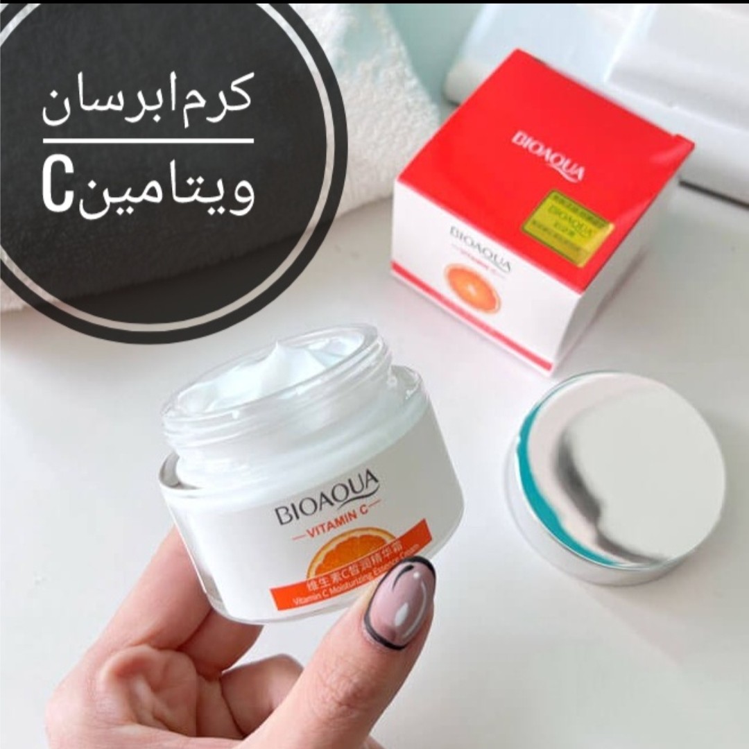 کرم روشن کننده ویتامین سی بیواکوا