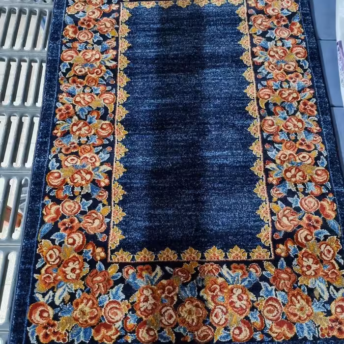 فرش پاتریس  فرش گلیم بختیاری 400شانه طرح ایلماه سرمه ای سایز 6متری