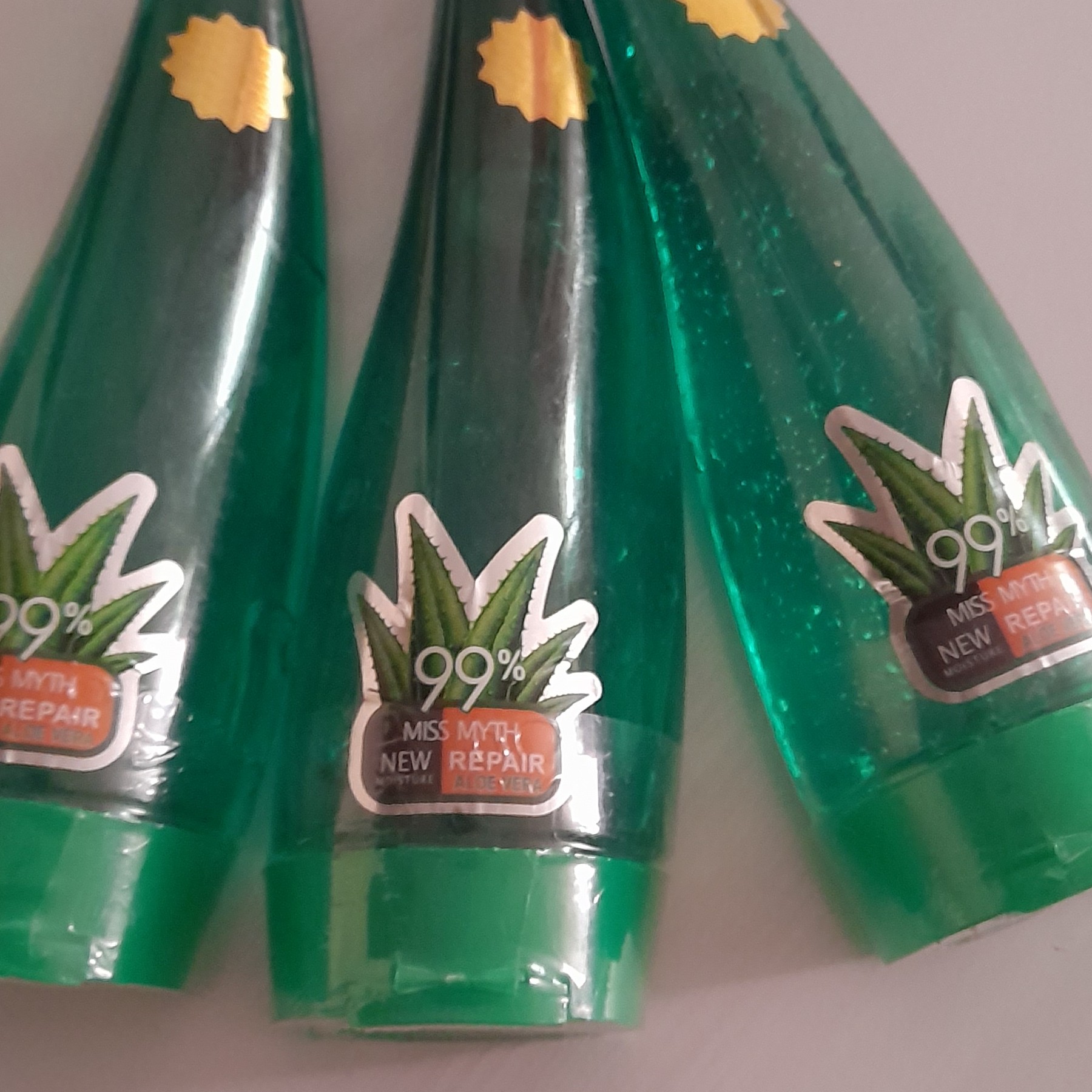 ژل آبرسان آلوئه ورا  99 درصد سایز بزرگ