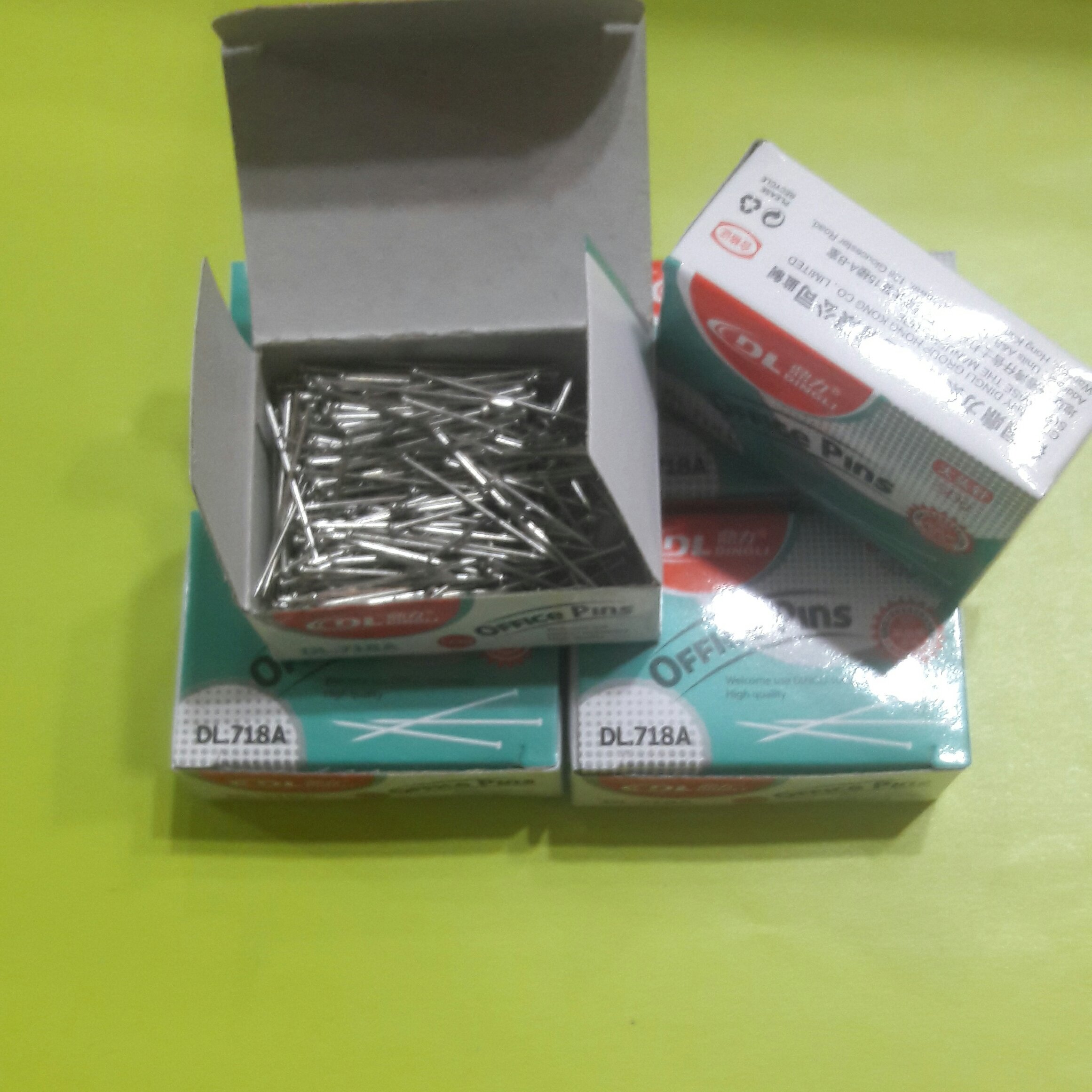 سوزن ته گرد    خیام شمالی            نوشت افزار                 پاکزادی 
