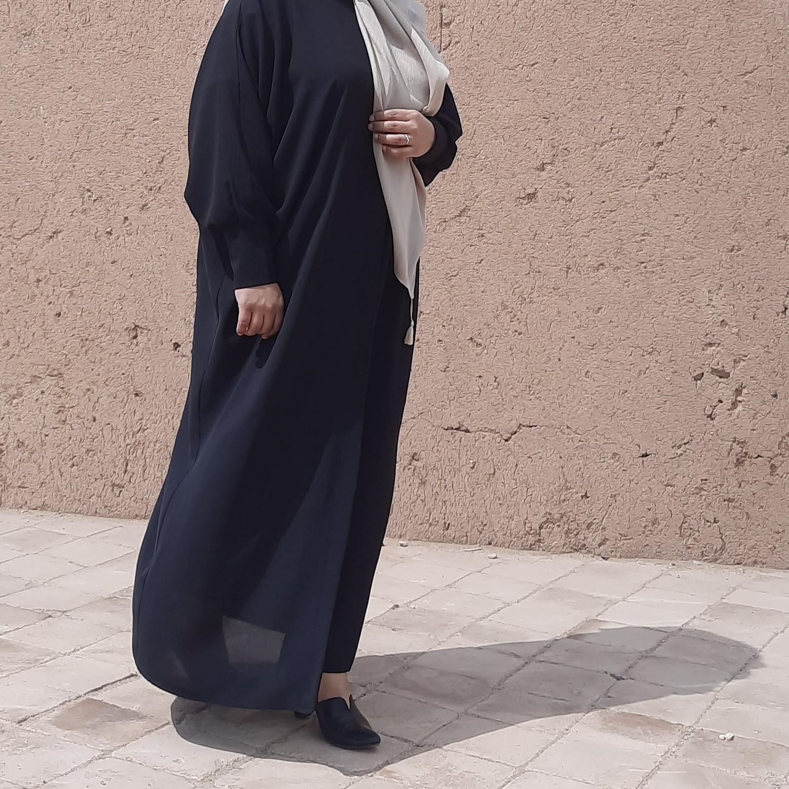 مانتو عبا روزمره بسیار خنک و تابستانی جنس کرپ الیزه فری سایز